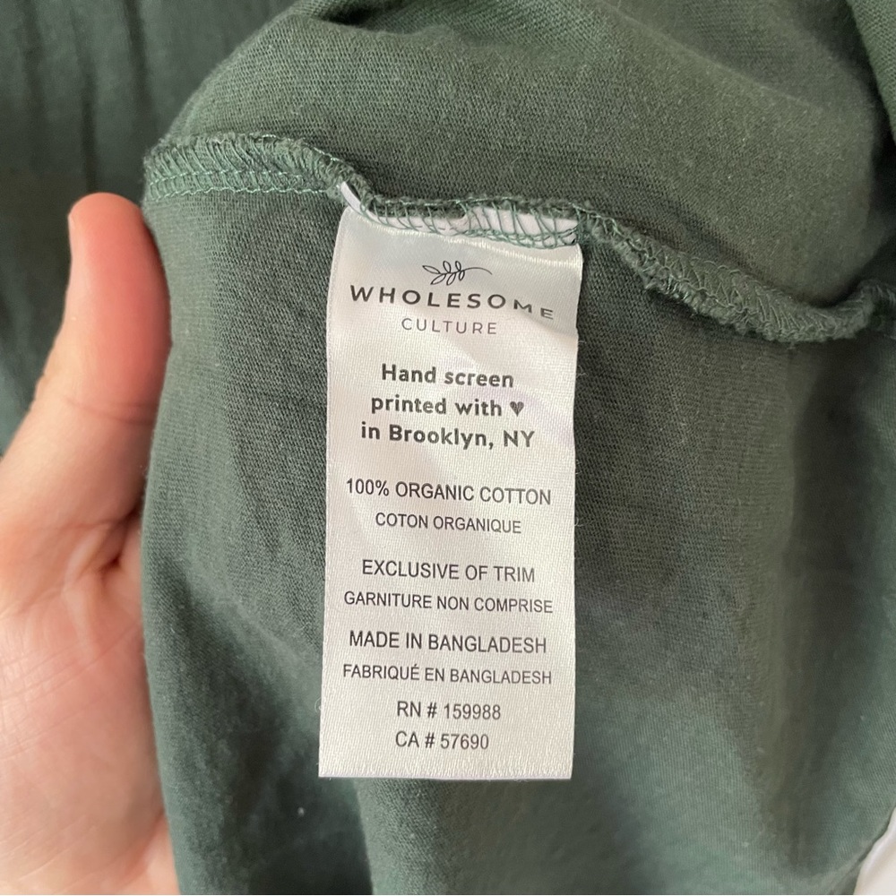Green basic T-shirt - Picture 4 of 4